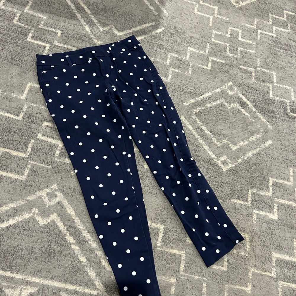 Old Navy Polka Dot Ankle Pants in Navy and White
